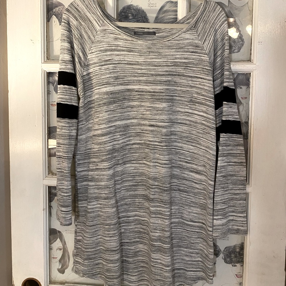 Black and white tunic -